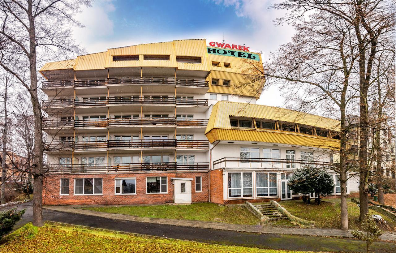 Gwarek Hotel Kudowa-Zdrój Buitenkant foto